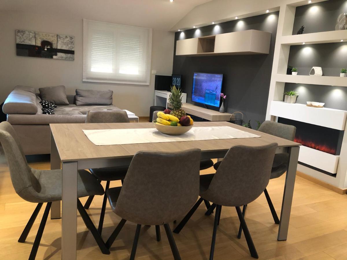 Sunny Apartment Ana Medulin Luaran gambar