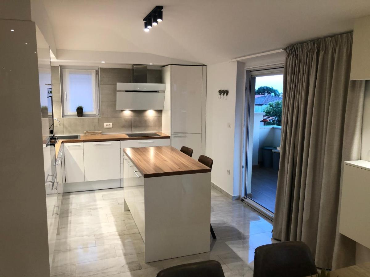 Sunny Apartment Ana Medulin Luaran gambar